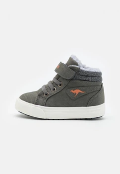 Черевики для хлопчиків KangaRoos KaVu III 26 steel grey/flame