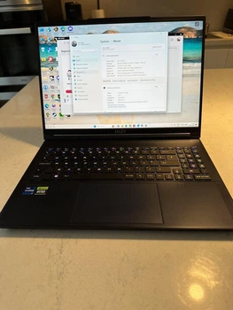 Ноутбук MSI Stealth 16 Studio - Intel Core i7-13620H /16GB /1TB SSD / RTX 4070