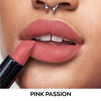 Зволожувальна матова губна помада Avon «Ультра» Полуничний щербет(pink passion) 3,6 г