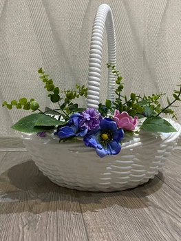 Корзина пасхальная из искуственного ротанга белая 7 л.
