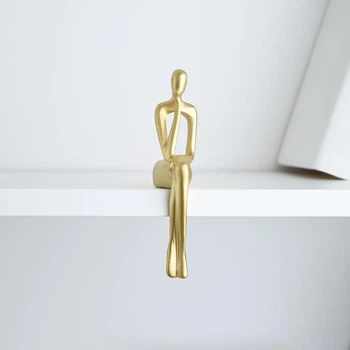 Статуэтка MBM HOME "Человек с мечтой" DH-ST-28 GOLD золотистая
