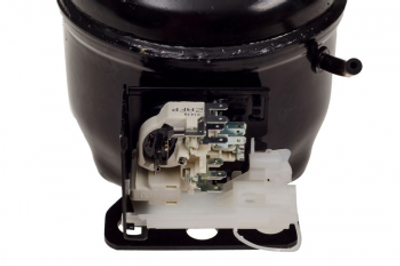 Компрессор ACC HMK12AA R-600a для холодильника Indesit C00290909
