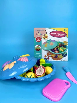 Игровой набор продуктов: фрукты на магнитах, тарелка, досточка, ножик, синій