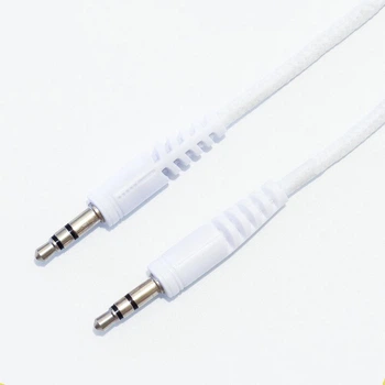Кабель Xqisit Audio Cable 3.5 mm to 3.5 mm White (4029948026954)