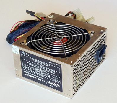 Блок живлення Spire Jewel 420W (SP-ATX-420WTN-PFC) б/в