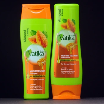 Набір зволожуючий шампунь і кондиціонер Almond and Honey Moisture Treatment Vatika Dabur 200 мл