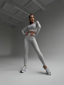 Спортивный женский костюм-двойка Seamless collection с эффектом Push Up (рашгард + леггинсы) для фитнеса и йоги L Серебро (M010L)