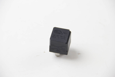 Реле управління холодного пуску (12V,30A) MERCEDES 87-, HELLA (4RD007794021)