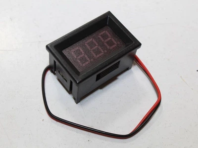 Вольтметр цифровий шкідливий з проводом 6-12-24 V (3 знаки) 0.36