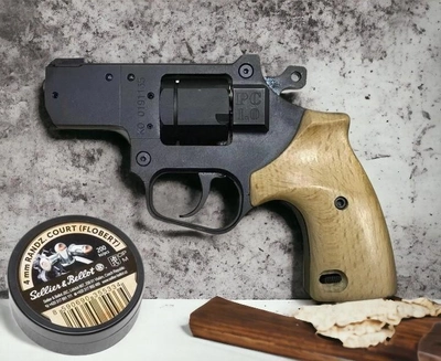 Револьвер под патрон Флобера СЕМ РС-1.0 (SEM RS-1.0) + 200 шт Sellier & Bellot
