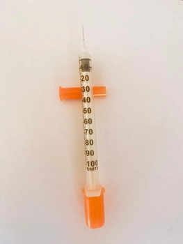 Шприц інсуліновий з інтегрованою голкою U-100, 1мл, 30G (0,3х8 мм) 100 шт/ упаковка