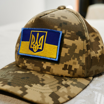 Бейсболка для военных с флаг Украины с трезубцем 5*8см, камуфляж - пиксель. Размер Универсальный