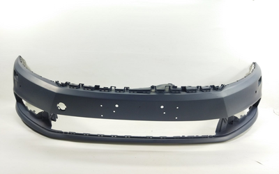 Передній бампер Volkswagen Passat CC 3C8807221F
