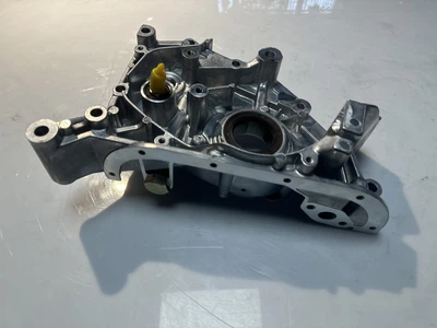 Насос масляный Mitsubishi Pajero Sport 2 2008-2015 1064A035