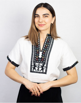 Жіноча вишиванка з ручною вишивкою лляна на короткий рукав XL 52-54