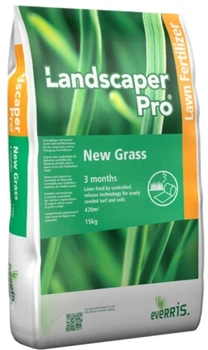Удобрение для газона длительного действия LandscaperPro New Grass 20+20+8 2-3 месяца (8712994017842)
