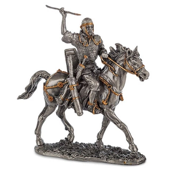 Настольная мини фигурка Воин на коне 10х9.5cm оловянная