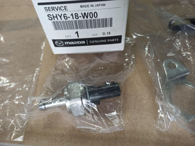 Датчик давления выхлопных газов 2,2 дизель Mazda SHY618W00