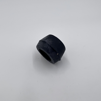 Втулка заднего амортизатора ISUZU NQR71 Carsus (9516310140U)