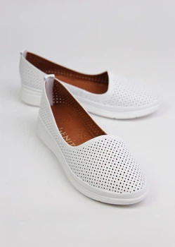 Балетки женские Benito 23692/1 39 Белый