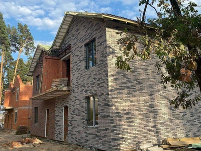 Облицовочная плитка Loft Brick Лонгфорд 10 Серый с черными вставками 295x50 мм