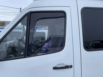 Дефлекторы окон (ветровики) HEKO для Mercedes Sprinter 1995-2006 2D вставные 2 шт