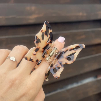 Заколка-крабик для волос Fashion Jewerly "Бабочка" женский зажим из ацетата в французском стиле, цвет светлый леопард с отверствиями (тип 1)