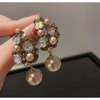 Сережки з перлами та квітами "Gold Secret", 2 кольори, 2х4,6 см