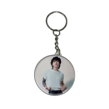 Брелок Чон Джонгук Jungkook 44мм v28 (24280)