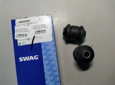 Сайлентблок переднього нижнього важеля SWAG 40600006 OPEL VECTRA A