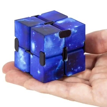 Антистресс кубик Бесконечный космос, 7,3x3,6x1,8см, Голубой