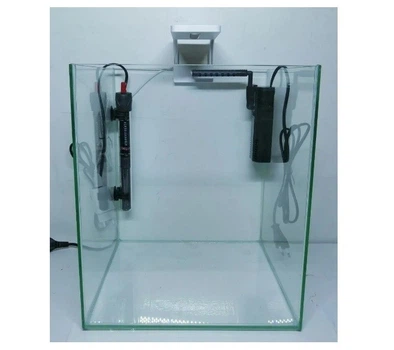Аквариумный набор Helmon CUBE 31,5 л 30х30х35 см 4 мм