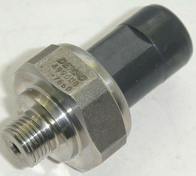Датчик давления топлива Denso 4990007660