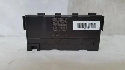 Блок предохранителей Toyota 8264171020