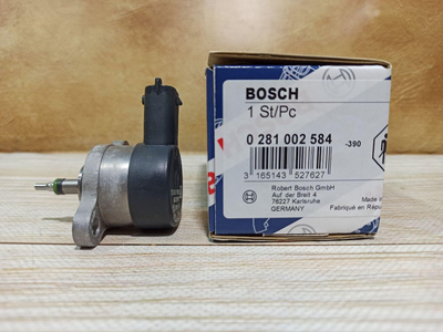 Редукційний клапан паливний датчик ТНВД 1.3 CDTI 0281002584 Опель (Opel) Комбо Корса Меріва Агіла Тигра
