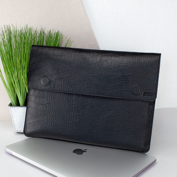 Чехол для MacBook Air 13" кожаный на магнитах (папка-конверт А4) Handycover 801 черный крокодил