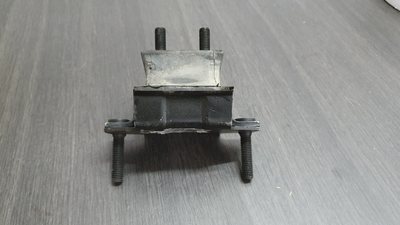 Подушка КПП FORD 88VB 6068 AB FORD MT75, DAEWOO