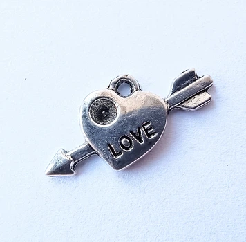 Подвеска Finding Кулон стрела в сердце love Античное серебро 21 мм x 11 мм