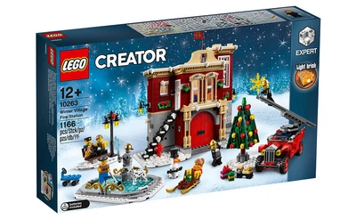 Конструктор LEGO Сільське пожежне депо взимку 1166 деталей (10263)