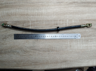 Гальмівний шланг передній OSSCA 01062 VOLKSWAGEN GOLF 96->, OCTAVIA
