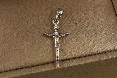 Хрестик Xuping Jewelry тоненький із розп'яттям 2,4 см сріблястий