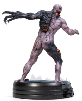 Figurka Numskull Resident Evil Tyrant T-002 edycja limitowana 27.6 cm (5056280440550)