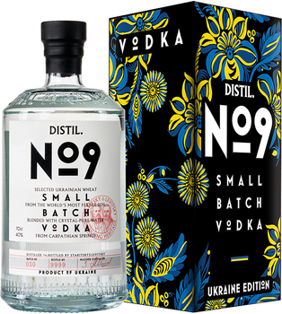 Горілка Distil №9 0.7 л 40% у подарунковій коробці (4820139240520N)