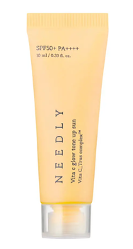 Солнцезащитный крем с эффектом освещения и сияния SPF 50+ PA++++ Needly Vita C Glow Tone Up Sun 10 мл