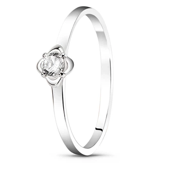 Серебряное кольцо с фианитами Констанция ТК8004 17р.