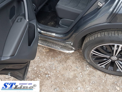 Бічні пороги підніжки майданчики для Volkswagen Tiguan 2 15-23 d60х1,6мм Фольксваген Тигуан ST6320
