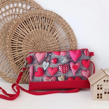 Клатч через плече Серця 25x15 см