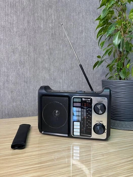 Радіоприймач від мережі з акумулятором і роз'ємом під батарейки, USB, SD і ліхтариком GOLON RX — 333 Дерево