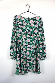 Платье VERO MODA 10321920 M черный цветы