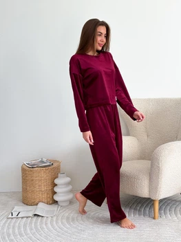 Костюм жіночий плюшевий кофта і штани Casual Style Collection S-M бордо